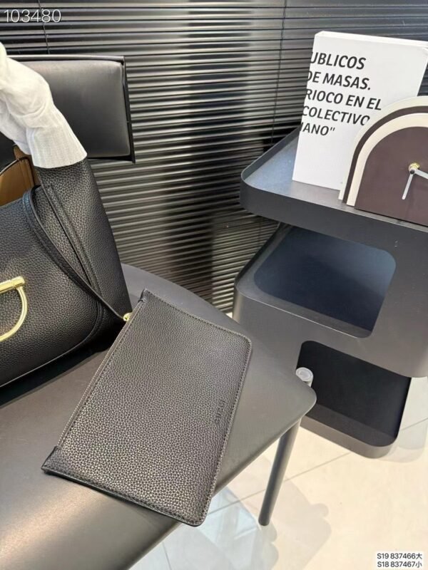 Bags شنط - Image 4