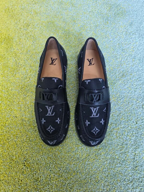 Men Shoes شوزات رجالي - Image 4
