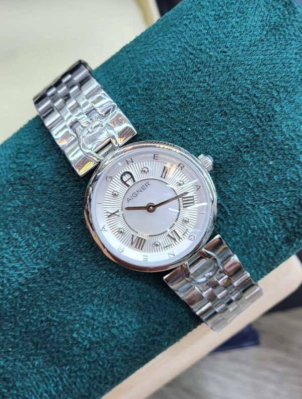 Watches ساعات - Image 2