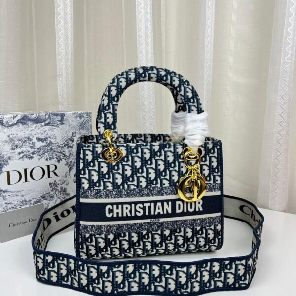 Bags شنط - Image 5