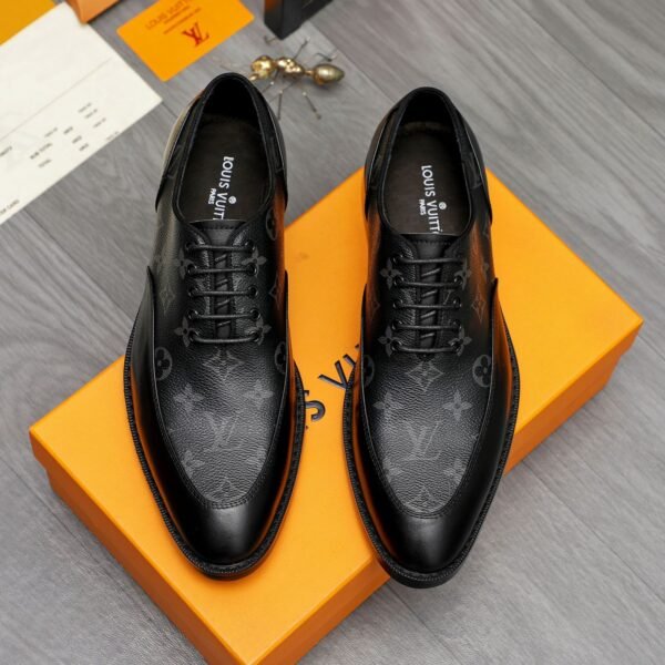 Men Shoes شوزات رجالي - Image 8