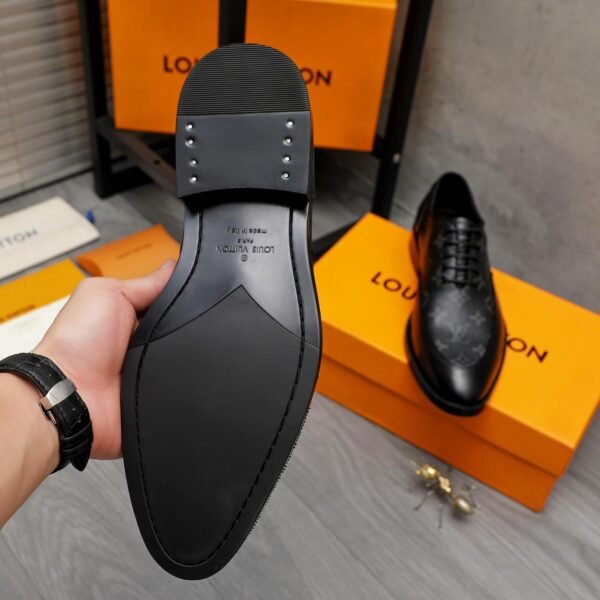 Men Shoes شوزات رجالي - Image 6