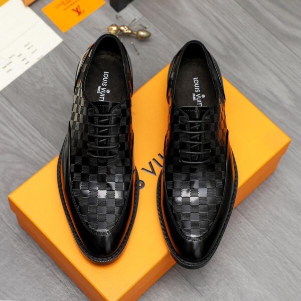 Men Shoes شوزات رجالي - Image 4