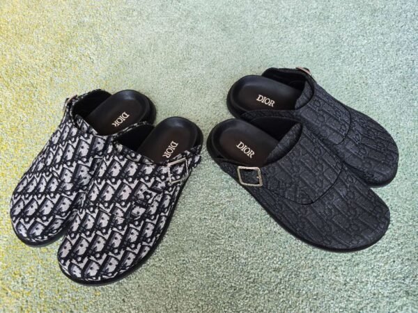 Men Slippers سيليبر رجالي - Image 6