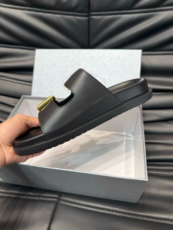 Men Slippers سيليبر رجالي - Image 8