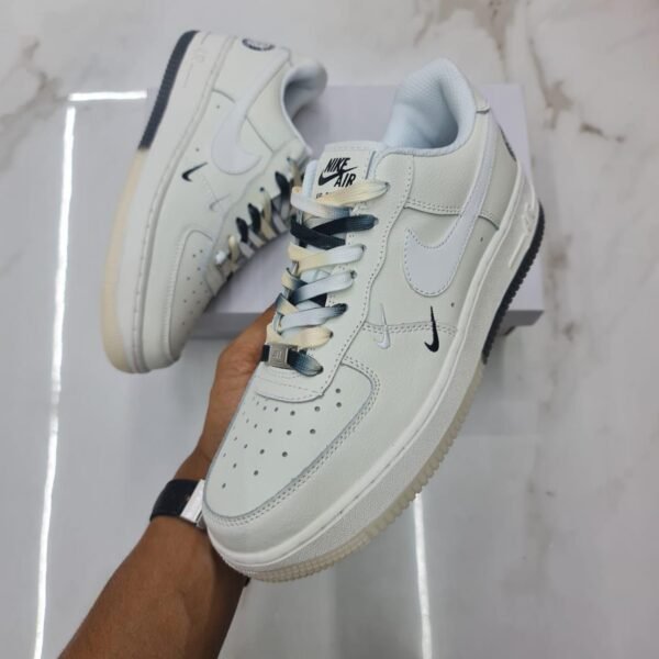 Sneakers سنيكرز - Image 4