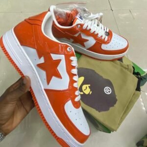 Sneakers سنيكرز
