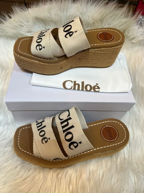 Slippers سليبر