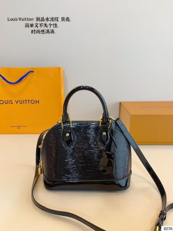 Bags شنط - Image 3