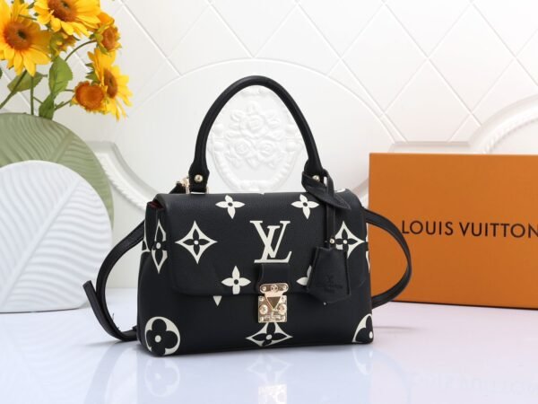 Bags شنط - Image 9