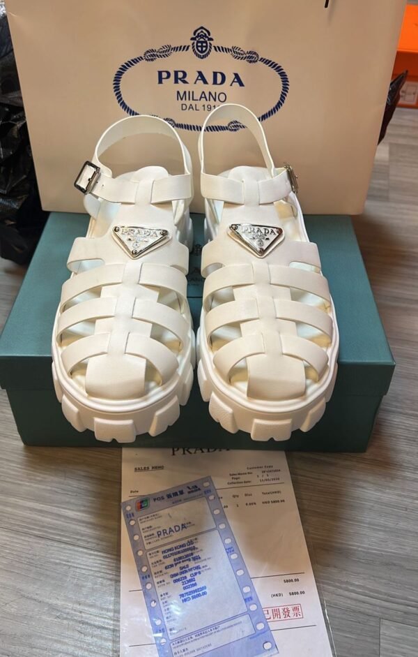 Slippers سليبر