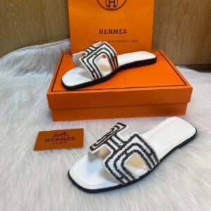 Slippers سليبر