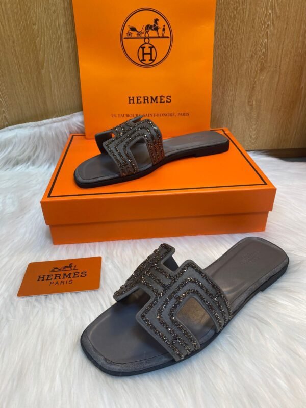 Slippers سليبر - Image 2