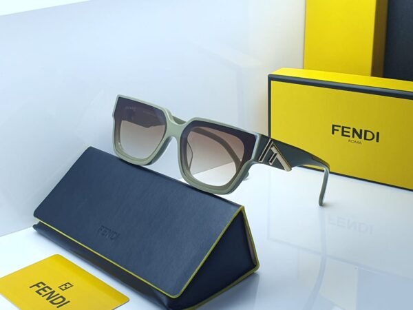 Sunglasses نظارات شمسيه - Image 3