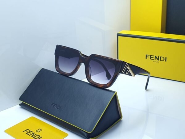 Sunglasses نظارات شمسيه - Image 4