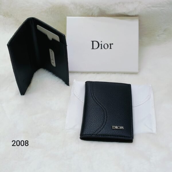 Wallets بوك