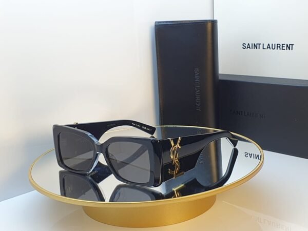 Sunglasses نظارات شمسيه - Image 2