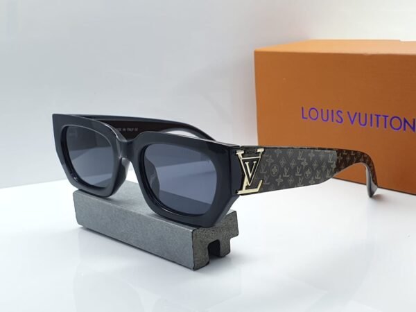 Sunglasses نظارات شمسيه - Image 4