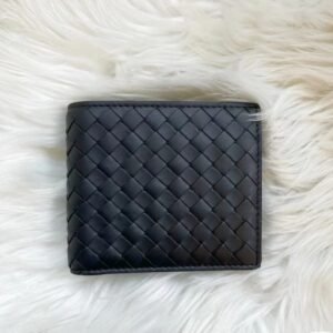 Wallets بوك