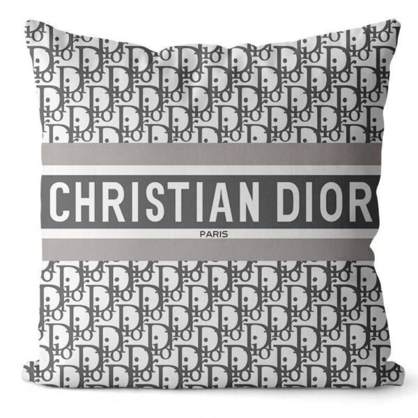 Pillowcases مخدات وكوشنه - Image 3