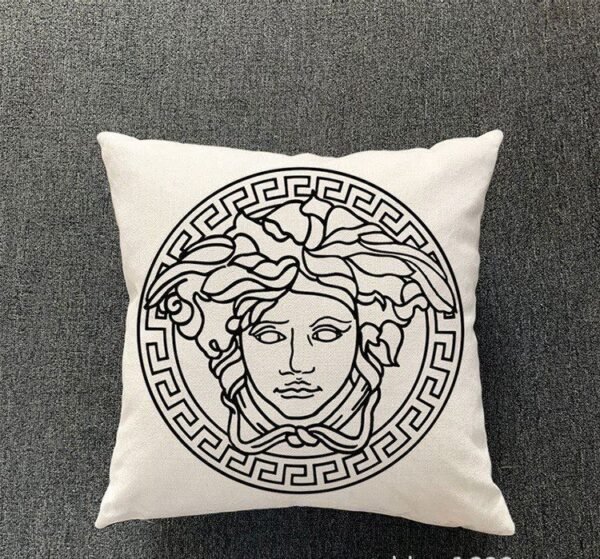 Pillowcases مخدات وكوشنه - Image 2