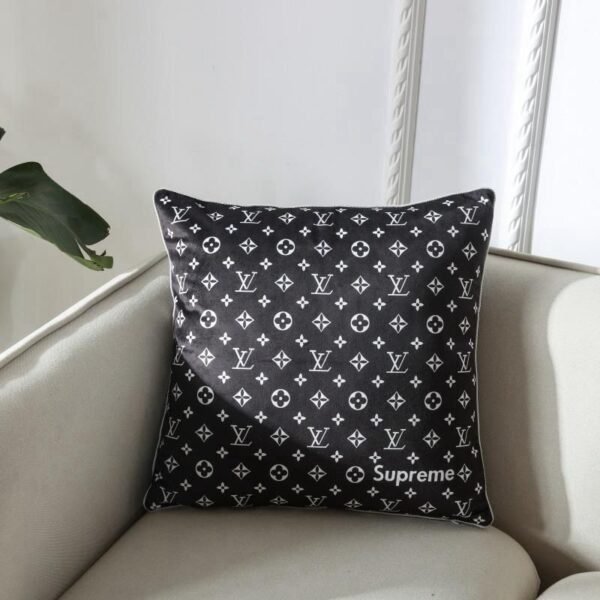 Pillowcases مخدات وكوشنه