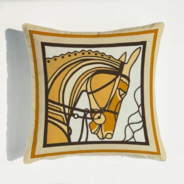 Pillowcases مخدات وكوشنه - Image 3