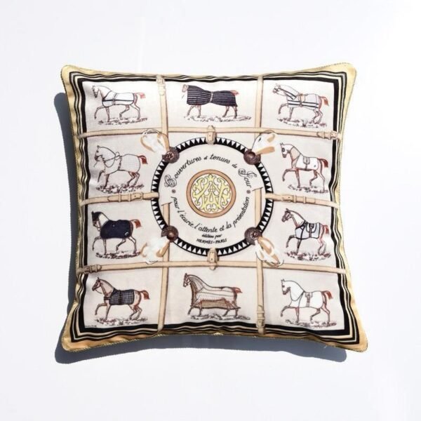Pillowcases مخدات وكوشنه - Image 2