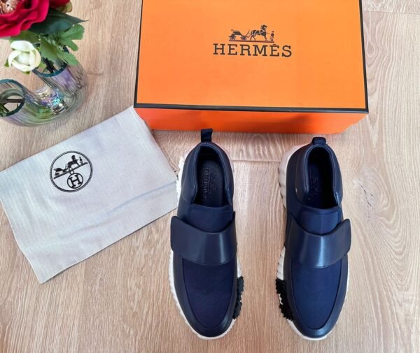 Sneakers سنيكرز - Image 3