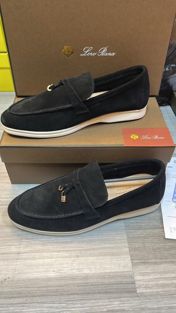 Sneakers سنيكرز - Image 3
