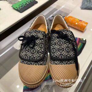 Slippers سليبر
