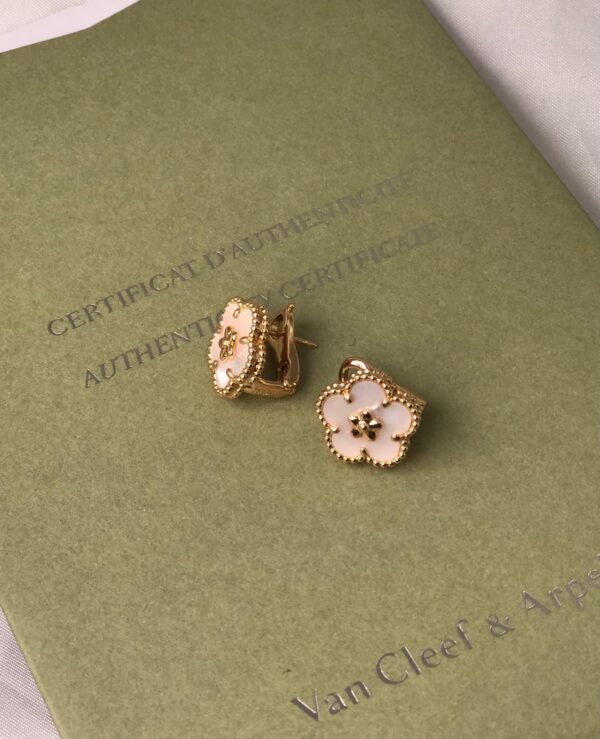 Accessories اكسسوارت - Image 2