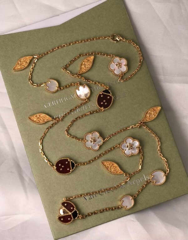 Accessories اكسسوارت - Image 4