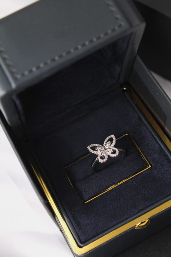 Accessories اكسسوارت - Image 3