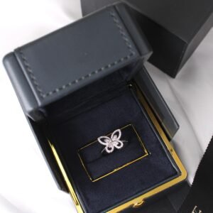 Accessories اكسسوارت