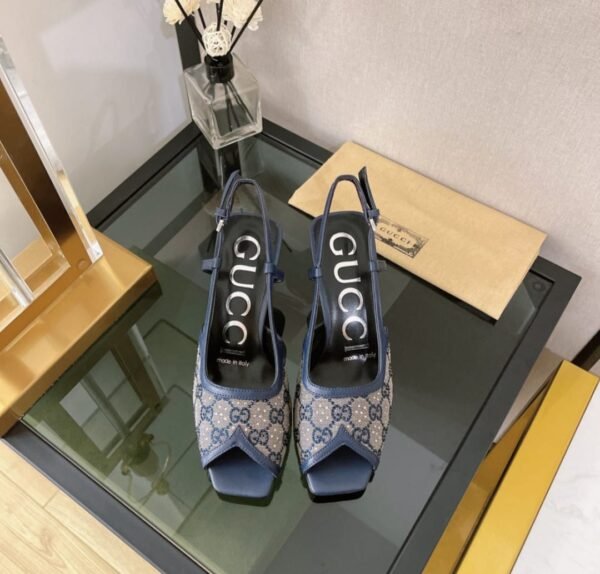 Slippers سليبر - Image 2