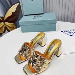 Slippers سليبر