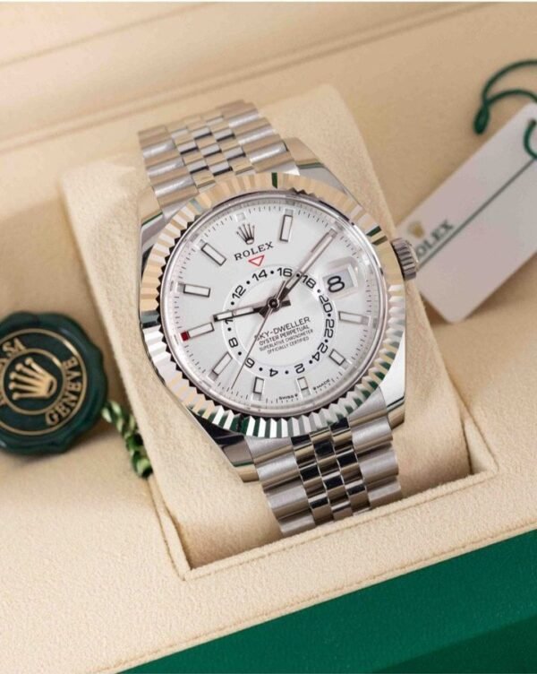 Watches ساعات - Image 4