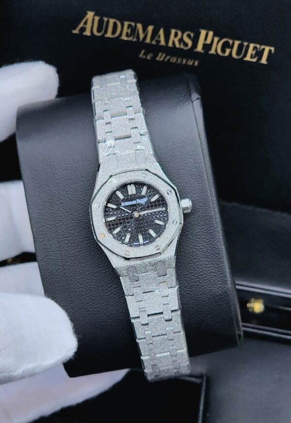 Watches ساعات - Image 6