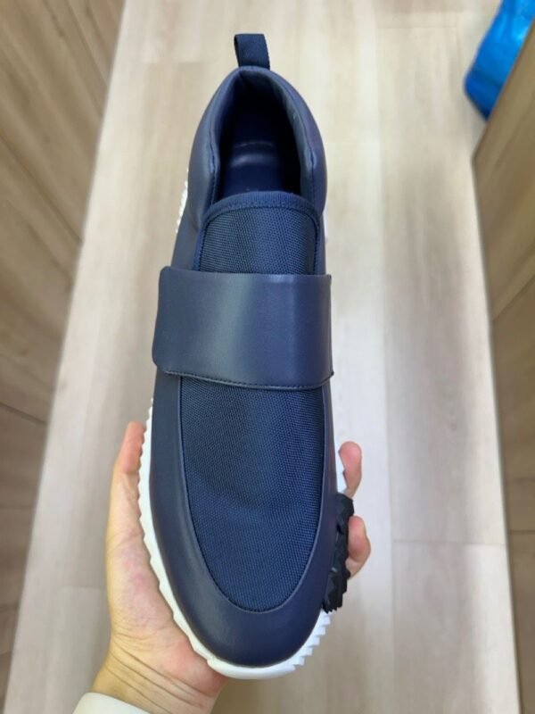 Sneakers سنيكرز - Image 3