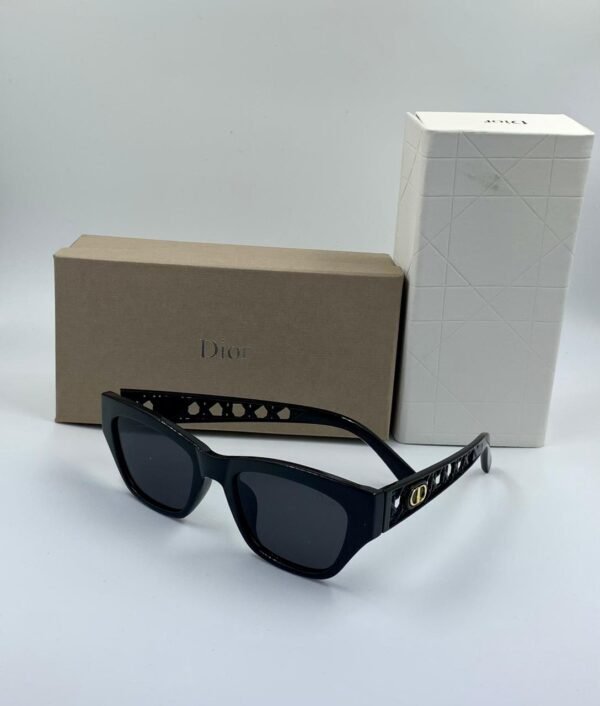 Sunglasses نظارات شمسيه
