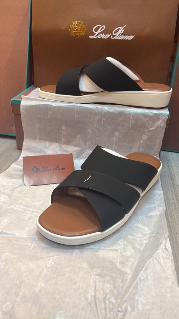 Men Slippers سليبر رجالي - Image 2