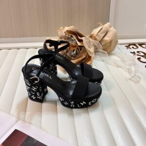 Slippers سليبر