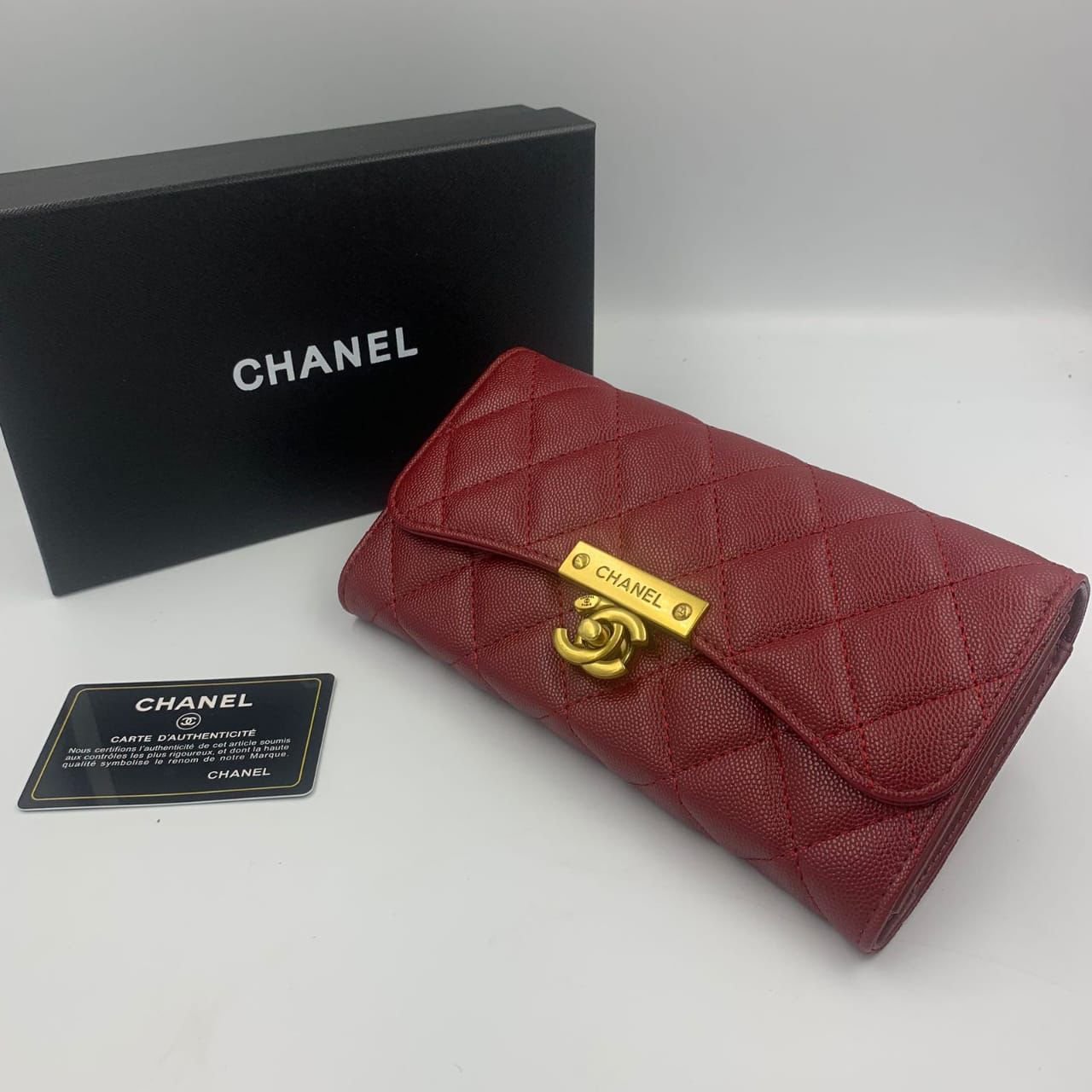 Wallets بوك
