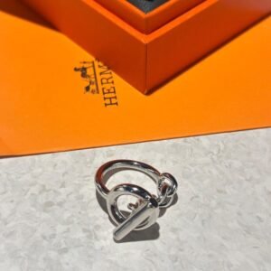 Accessories اكسسوارت