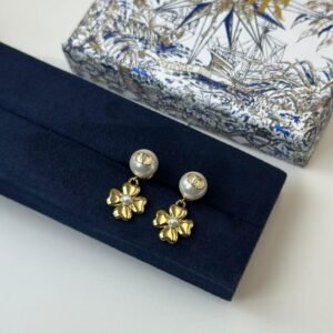 Accessories اكسسوارت