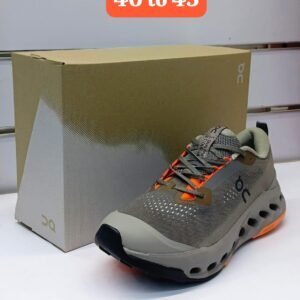 Sneakers سنيكرز