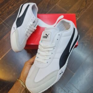 Sneakers سنيكرز