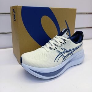 Sneakers سنيكرز