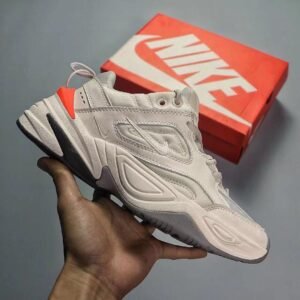 Sneakers سنيكرز